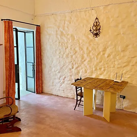 Foresteria Di Casa Winspeare 홈스테이